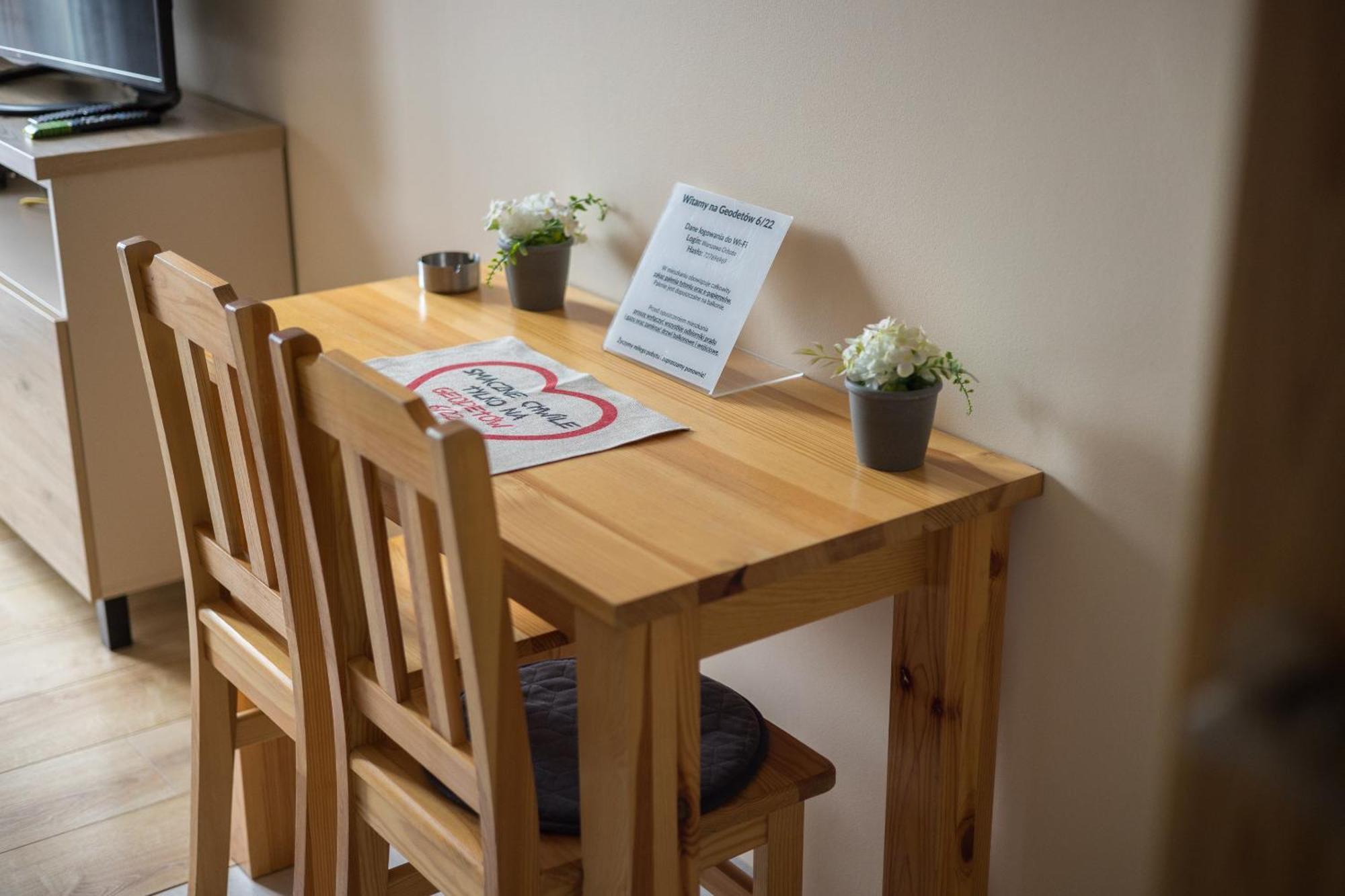 Ochota Wooden Appartement